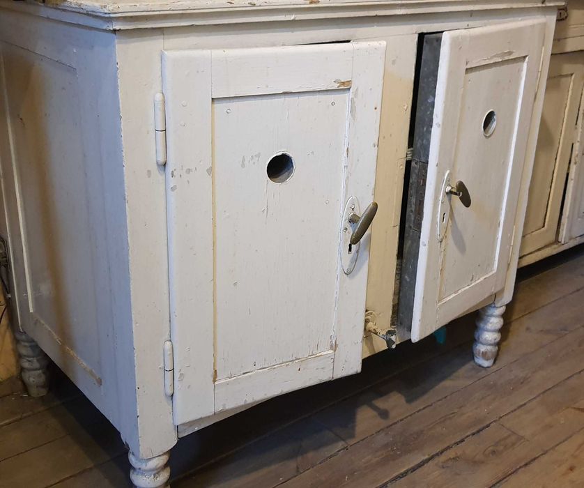 Lodówka przedwojenna