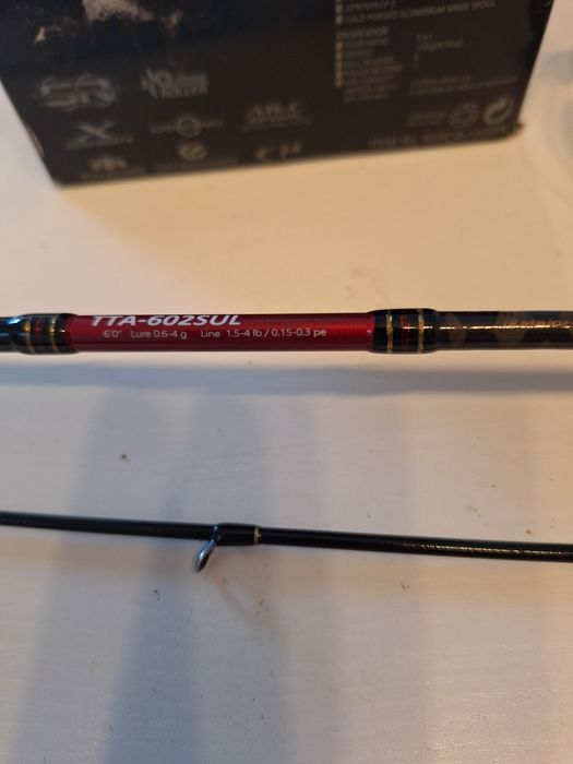 Conjunto ultra light spinning, cana Majorcraft Troutino,carreto Shiman