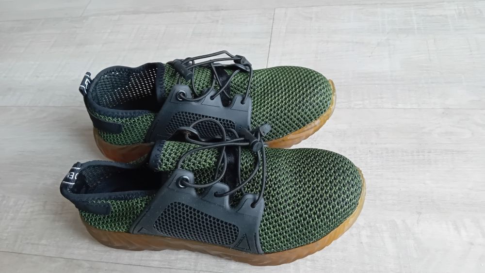 Sapatos de Segurança  35