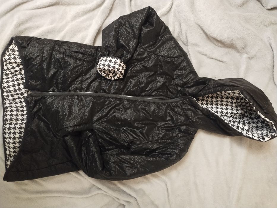 Осіння курточка на 8-9 років