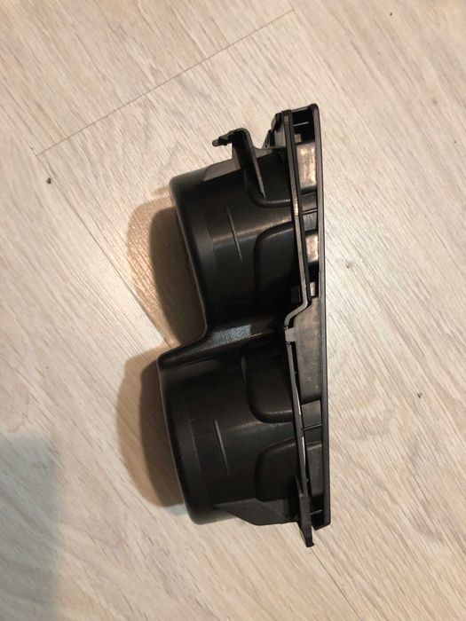 Підстаканник Volvo S40 V50 C30 C70