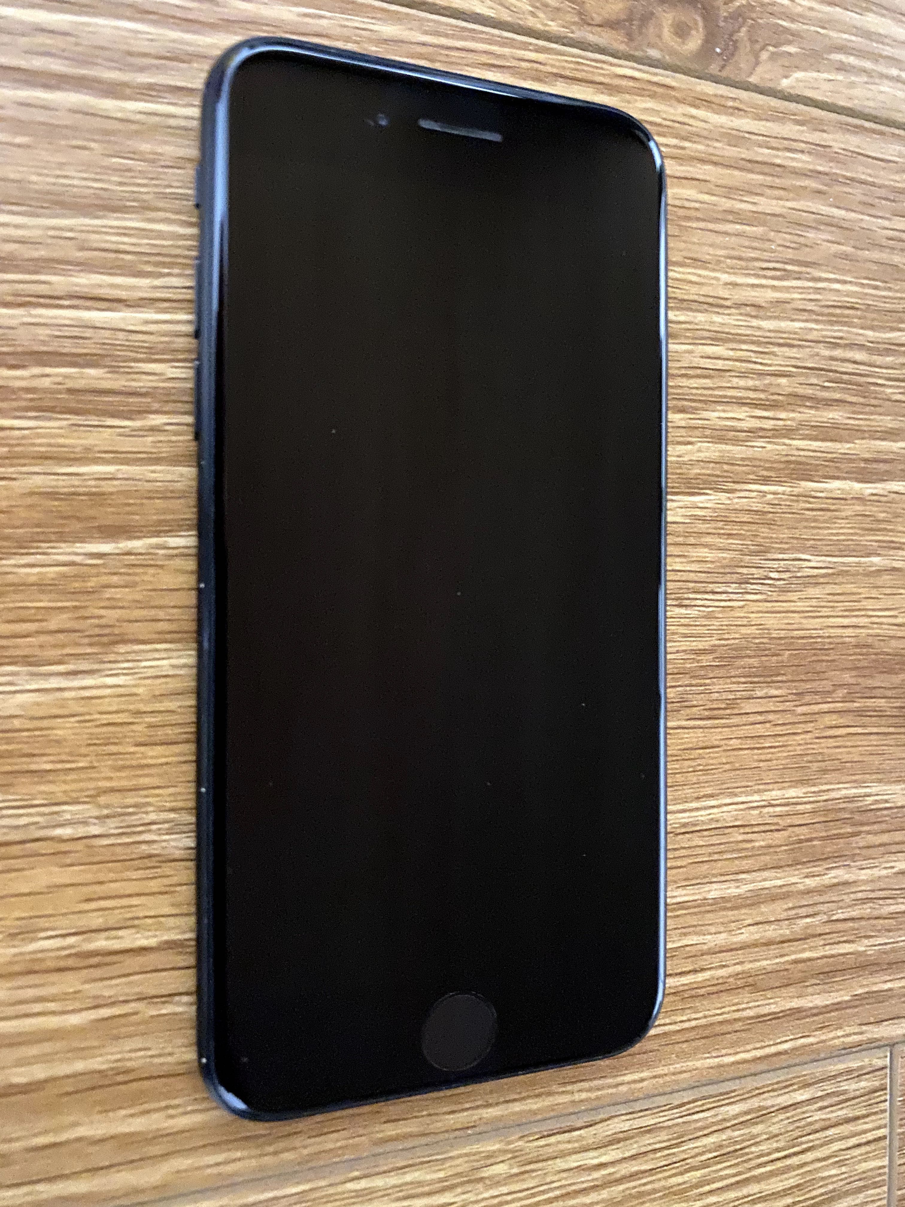 Iphone SE 64GB 2gen. w bdb stanie