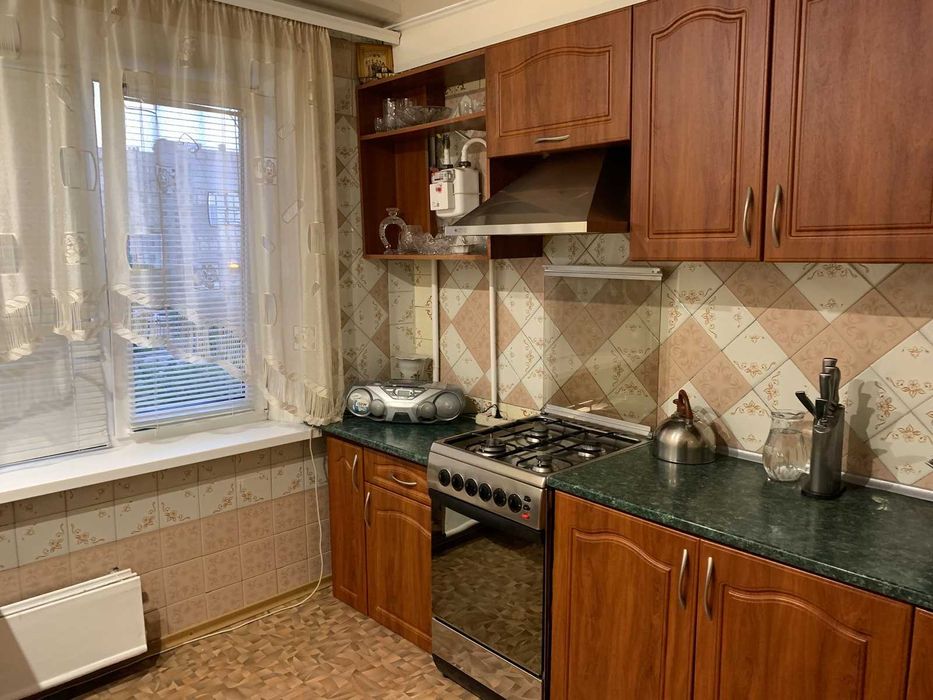 Продаж 2-кмн квартири, Піски (213-189-206)