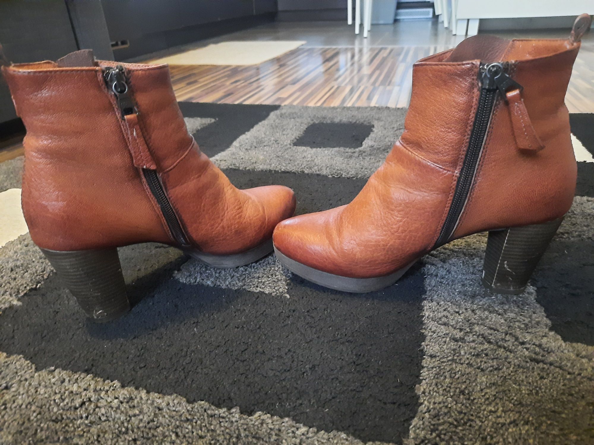 Buty zimowe damskie r.38 Emanuele Gelmetti