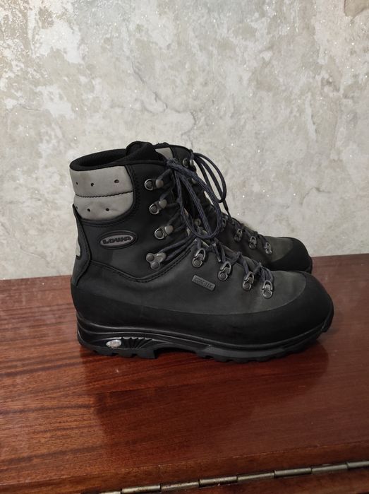 Черевики lowa 44p Gore-Tex