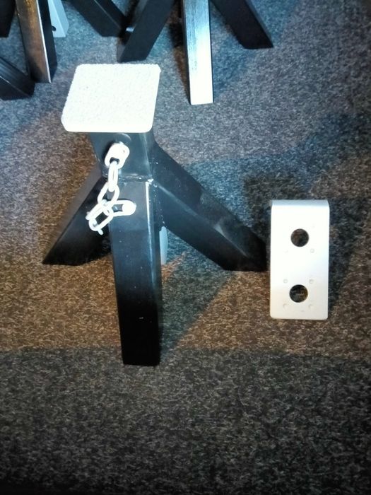 Підставка під авто