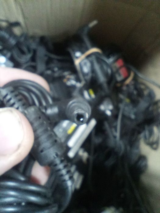 Електрошрот Fujitsu Asu Lenovo 5.5*2.5 40w 20V 2.0A блок живлення