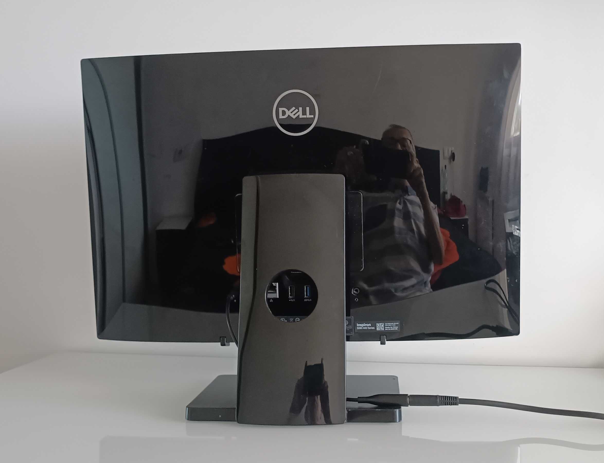 Dell Inspiron 22 3280 All In One Ecrã 21.5 FHD/i3/12GB RAM/SSD+HDD