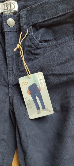 Spodnie chłopięce z cienkiego sztruksu