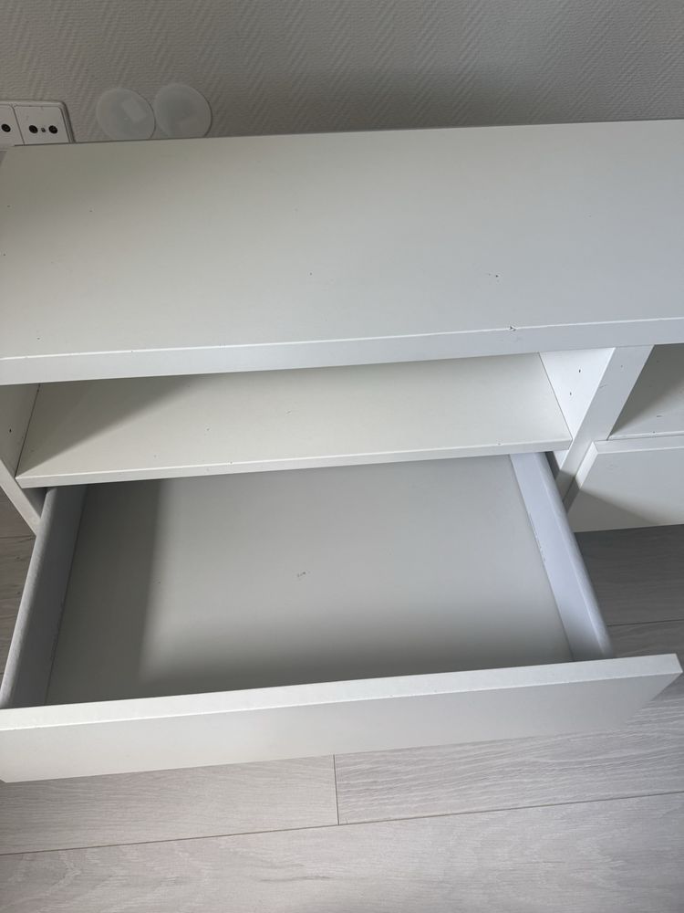 Szafka pod telewizor