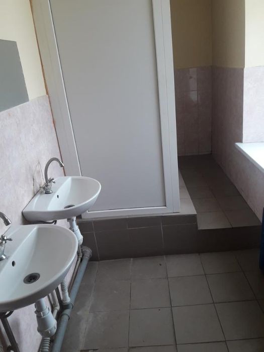 Сдам гостинку метро масельского