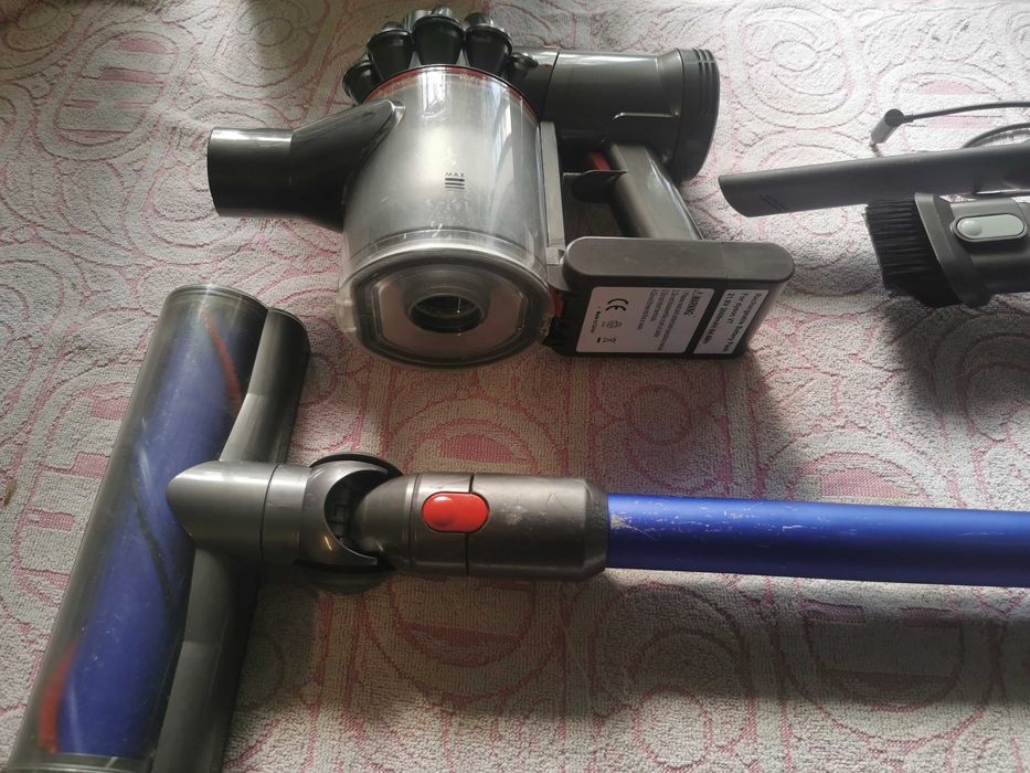 Odkurzacz bezprzewodowy dyson v7