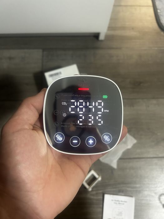 Монітор якості повітря CO2 Heiman.Темпаратура,вологість та годинник