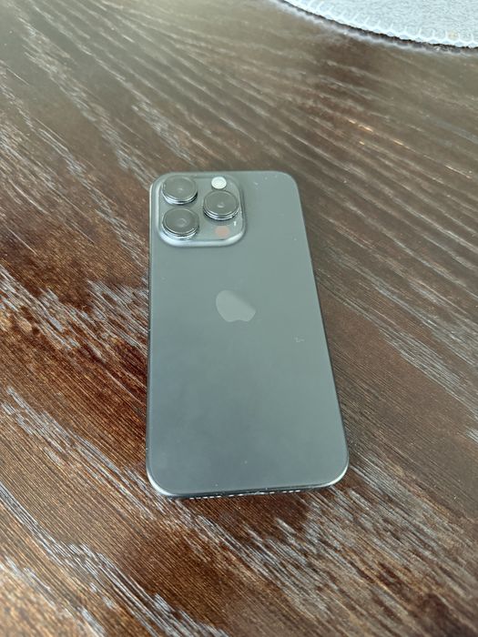 iPhone 15 Pro 1TB czarny