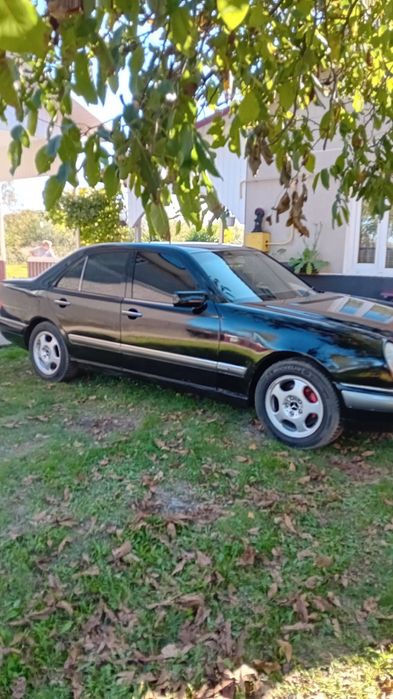 Продам авто Mersedes W 210 ELEGANSE 2.0. газ -бензин