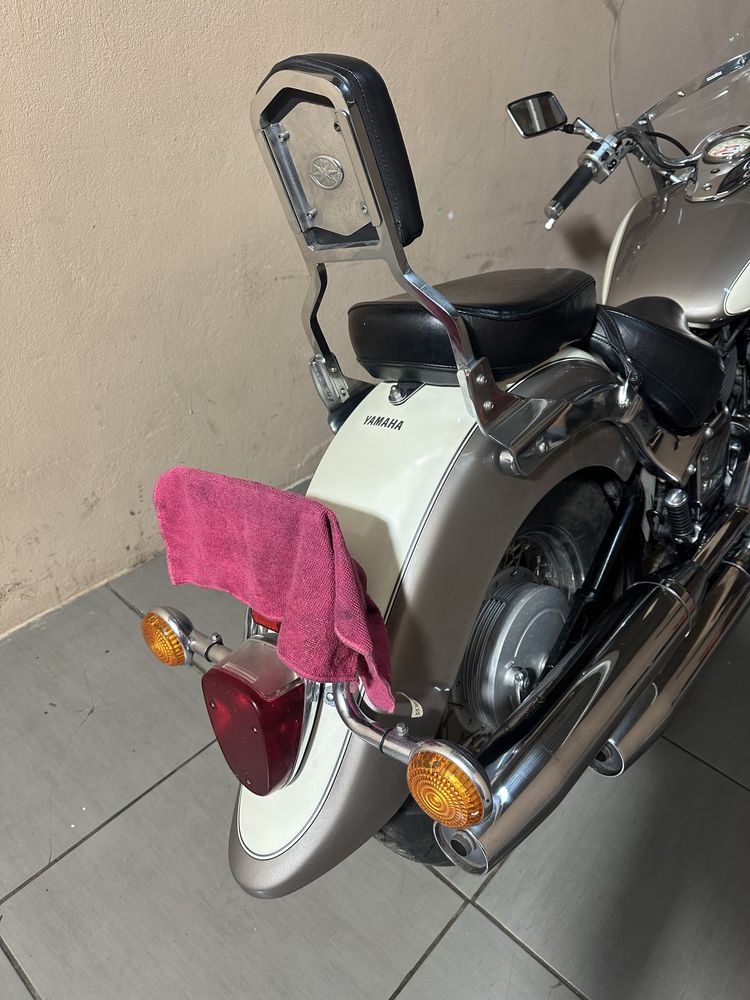 DragStar 650 Classic “Pearl White”