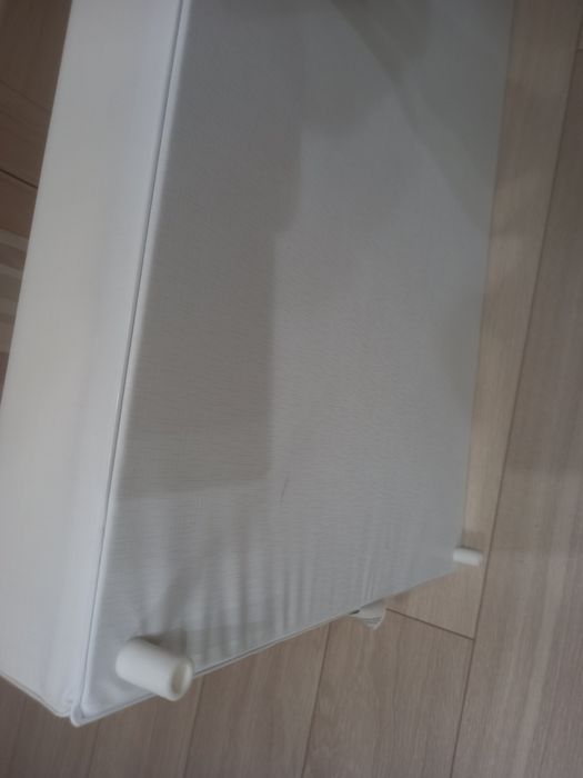 Дитячий пелинальний столик