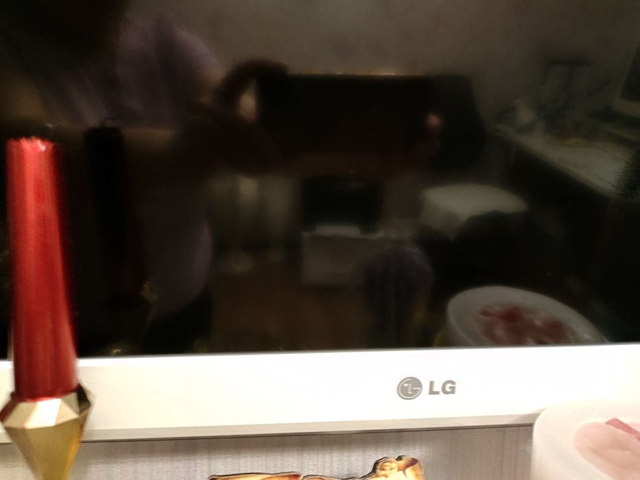 Продам телевізор LG