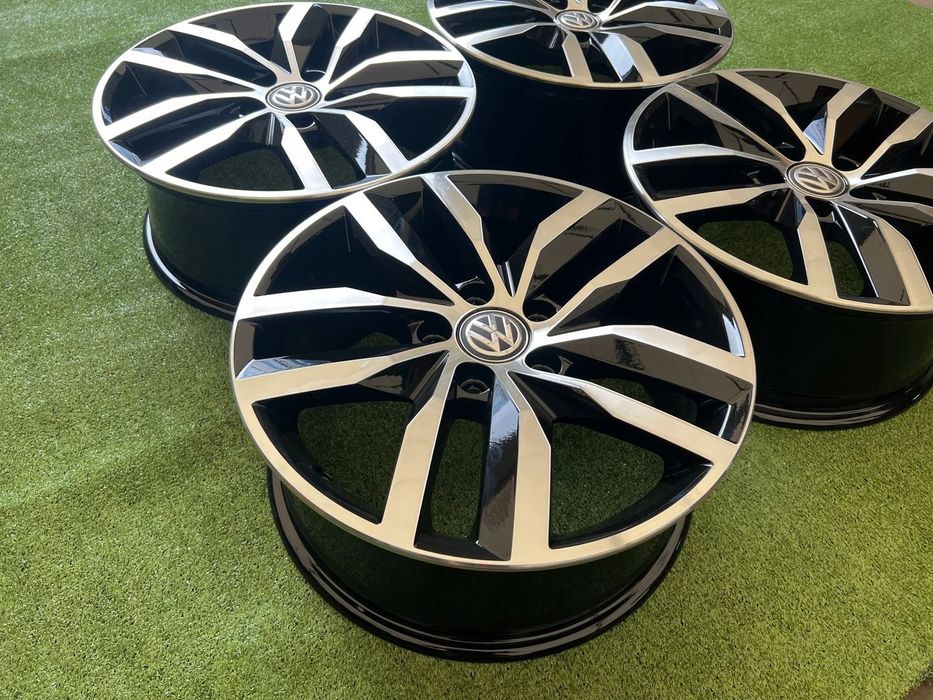 KOMPLET FELG FELGI ALU VW VOLKSWAGEN 5G0 GOLF TOURAN PASSAT 17 ORYGINALNE