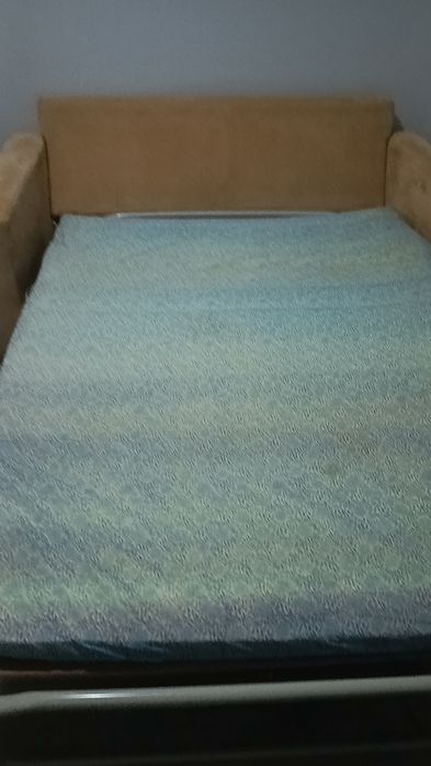 Sofá cama de dois lugares