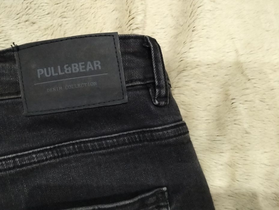 Чоловічі джинси pull and bear