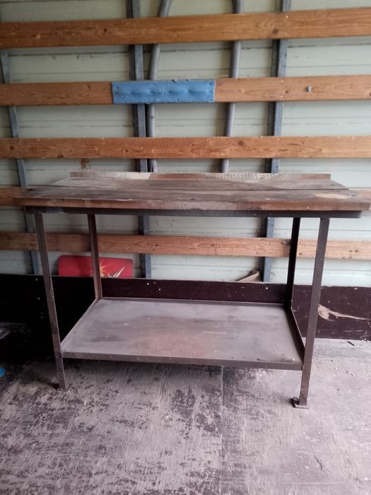 Stół warsztatowy metalowy