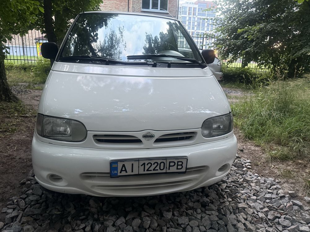 Продаю авто Нісан ванетте