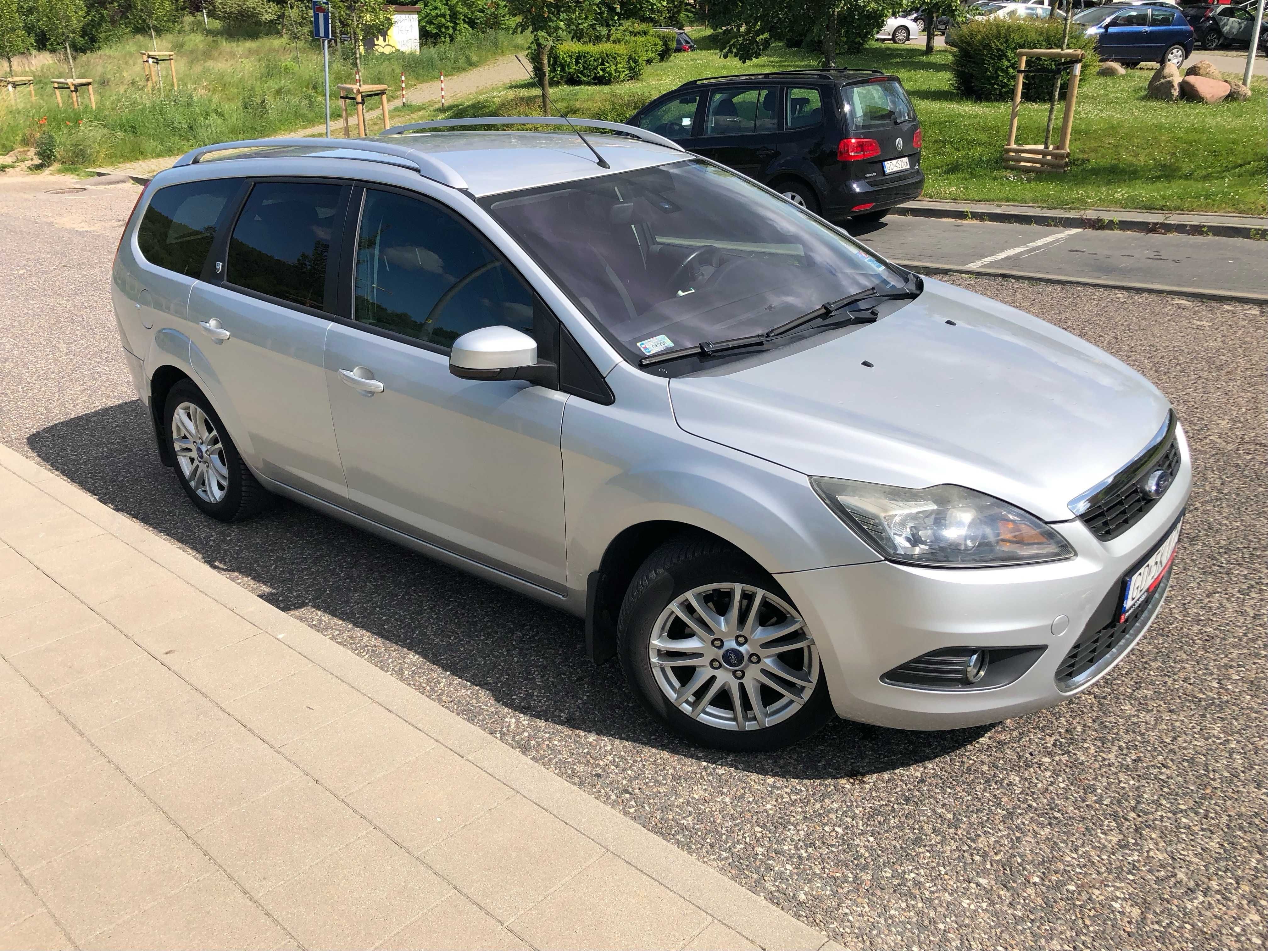 Ford Focus MK2 GHIA 2009r