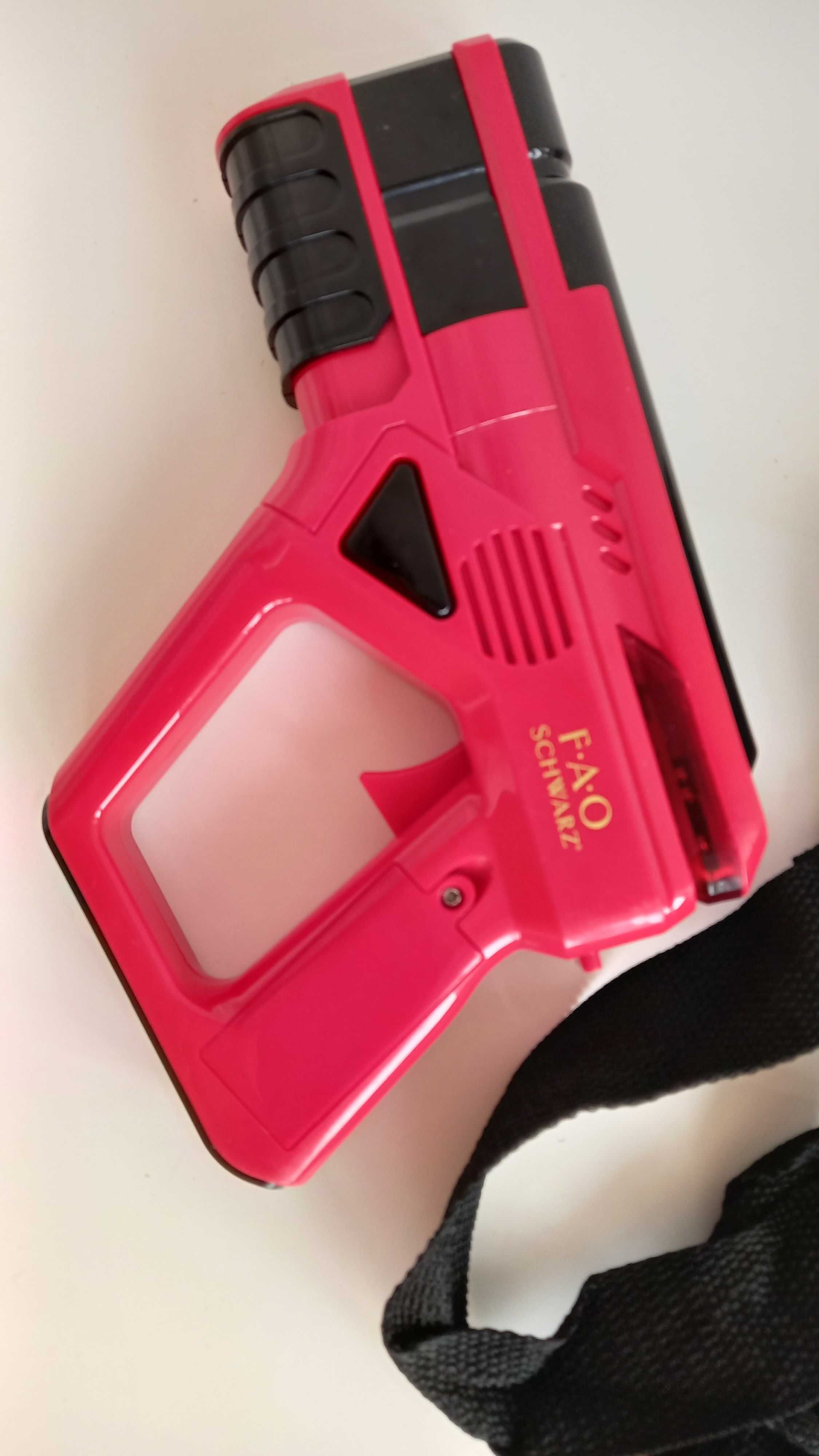 Kit de laser tag FAO Schwarz com 2 pistolas e 2 receptores