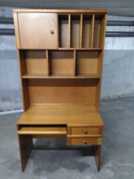 Secretária com móvel amovível