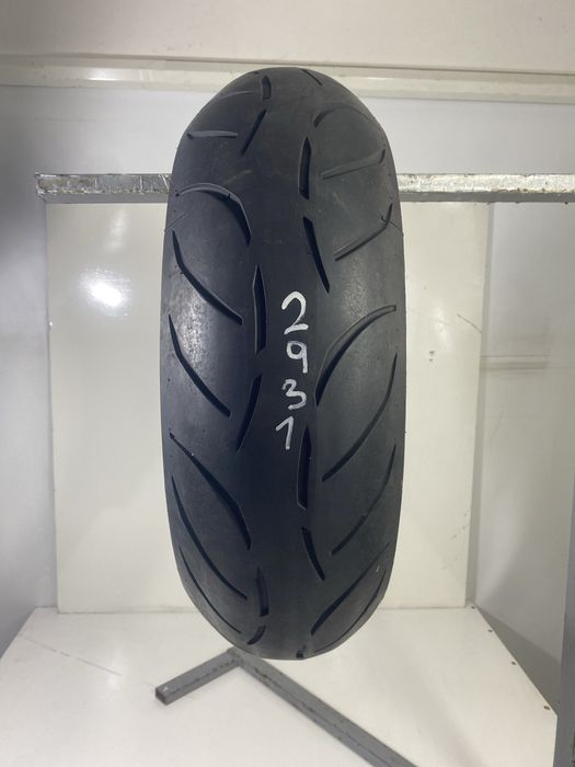 Metzeler Sportec M7 RR 180/55/17 NR2931