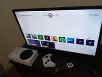Xbox series s com um comando e tv