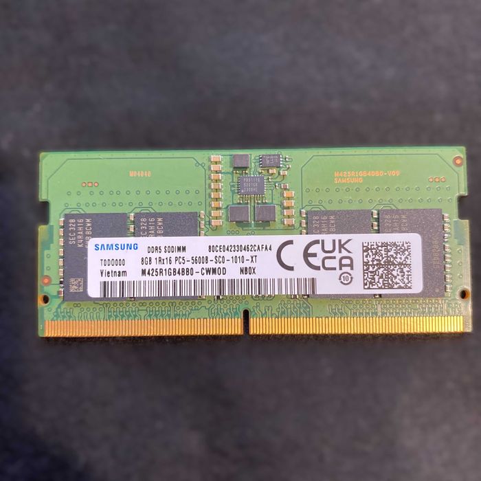 Оперативна пам'ять Samsung SO-DIMM 8GB DDR5 5600MHz (M425R1G4BB0-CWM)