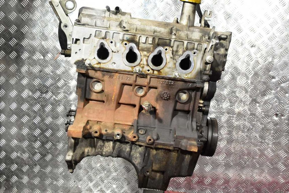 Двигун Двигатель K7M K7J 1.4 1.6 8V Renault Logan Sandero Clio Kangoo