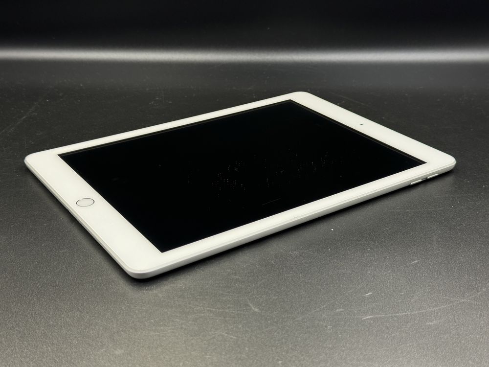 iPad 6. gen. 32GB (A1893) - WiFi - tanio