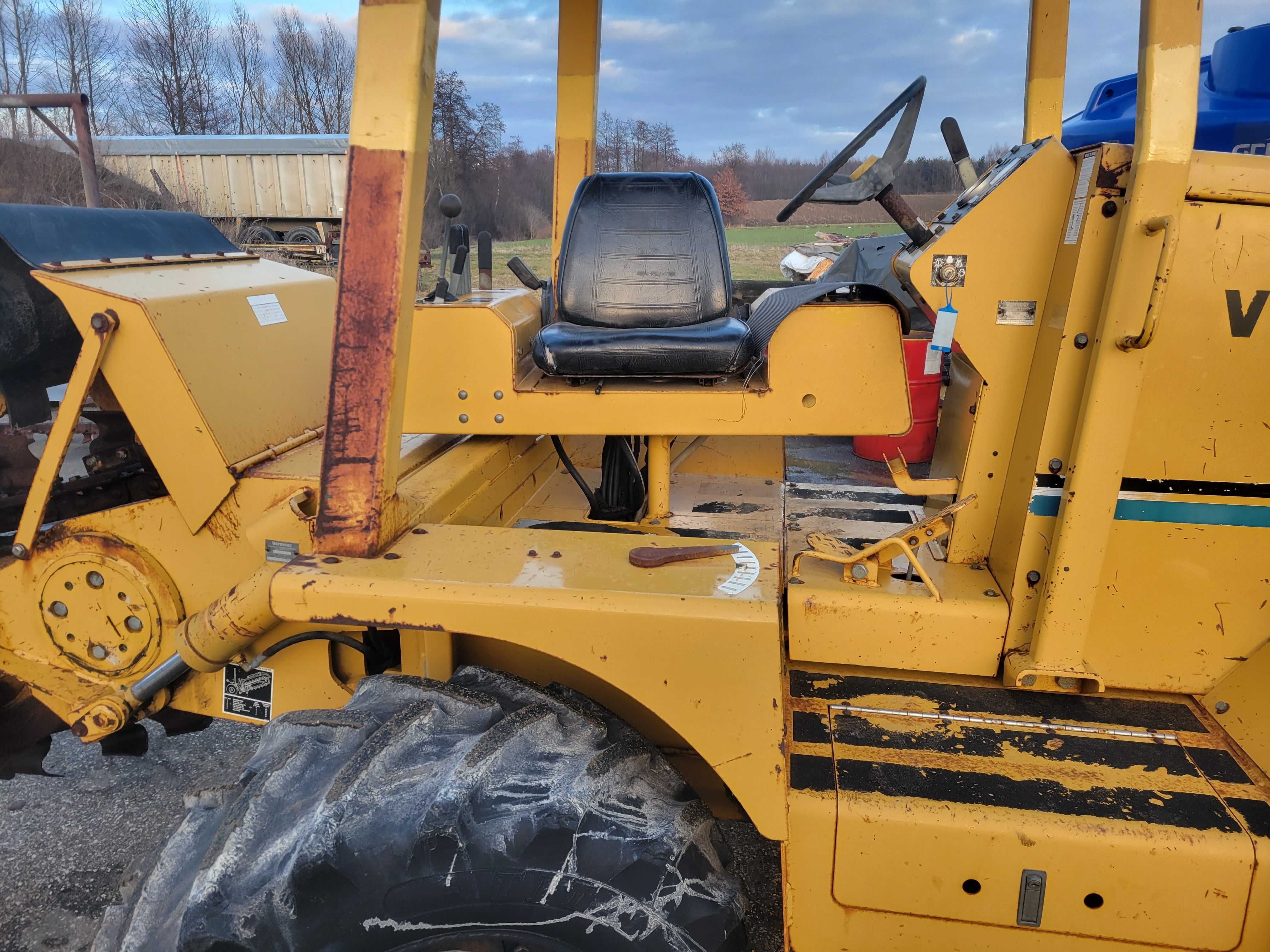 Koparka łańcuchowa Vermeer V 120 , Ditch Witch, Case