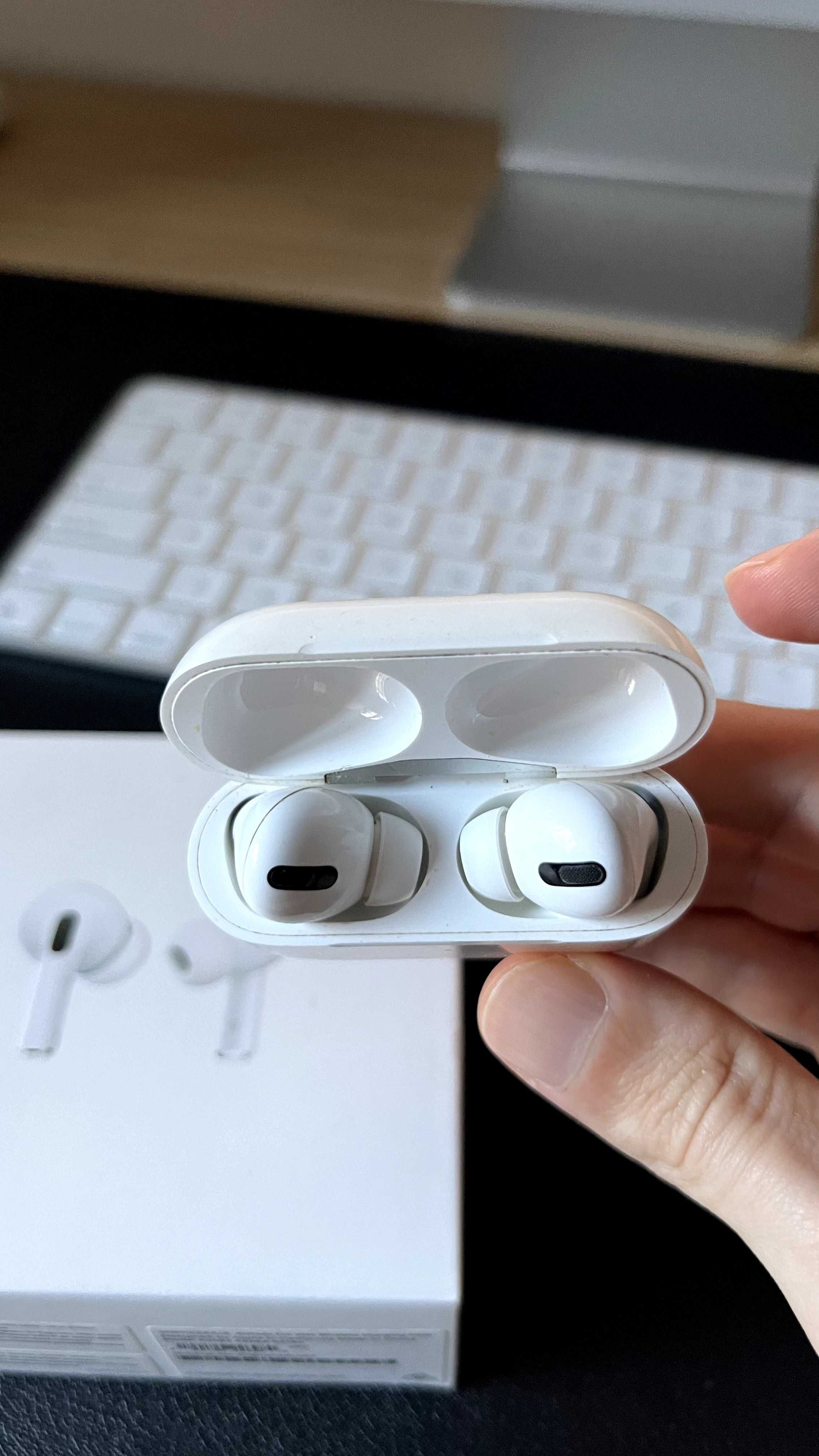 AirPods Pro (КЕЙС)