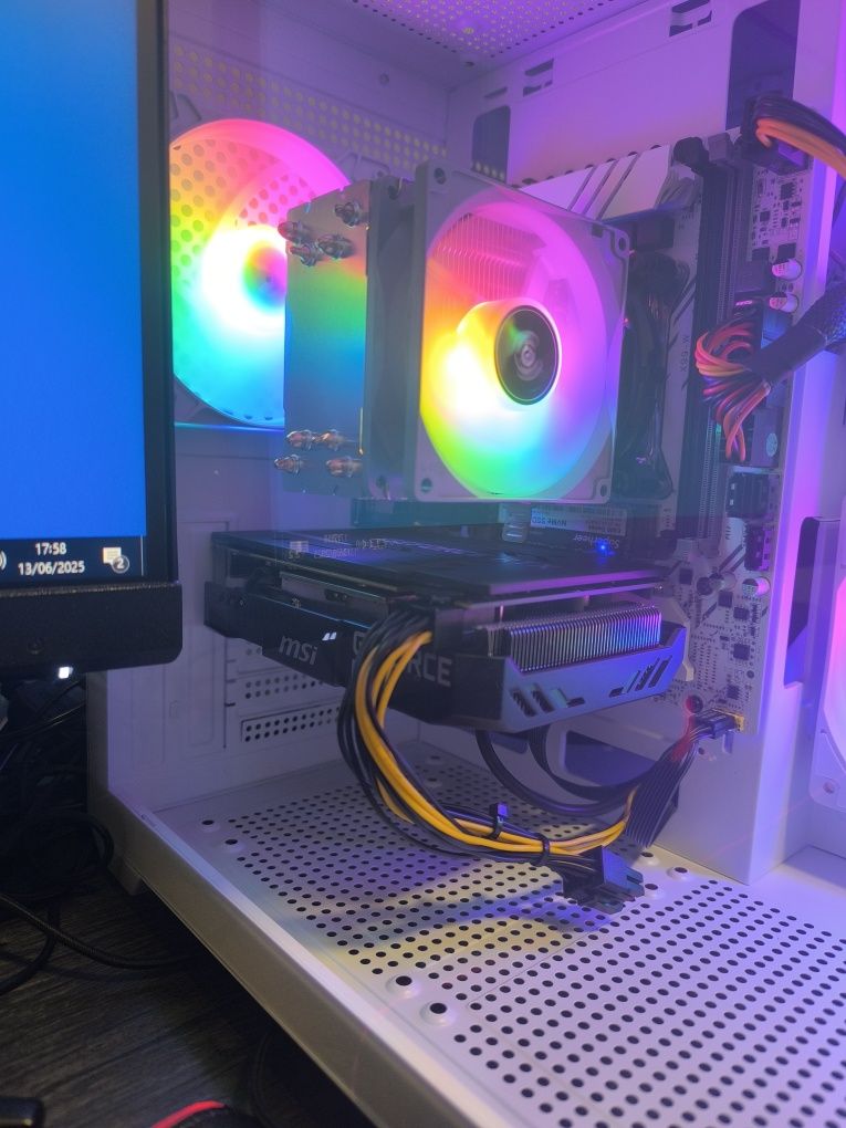 PC 3050RTX + Ecrã curvo+ Teclado entre outros