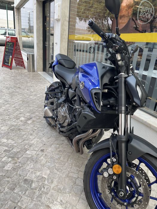Vende - se Mt 07 , mota ficou sempre em garagem , bem conservada