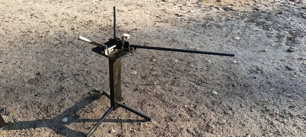 Rozwierak pił taśmowych