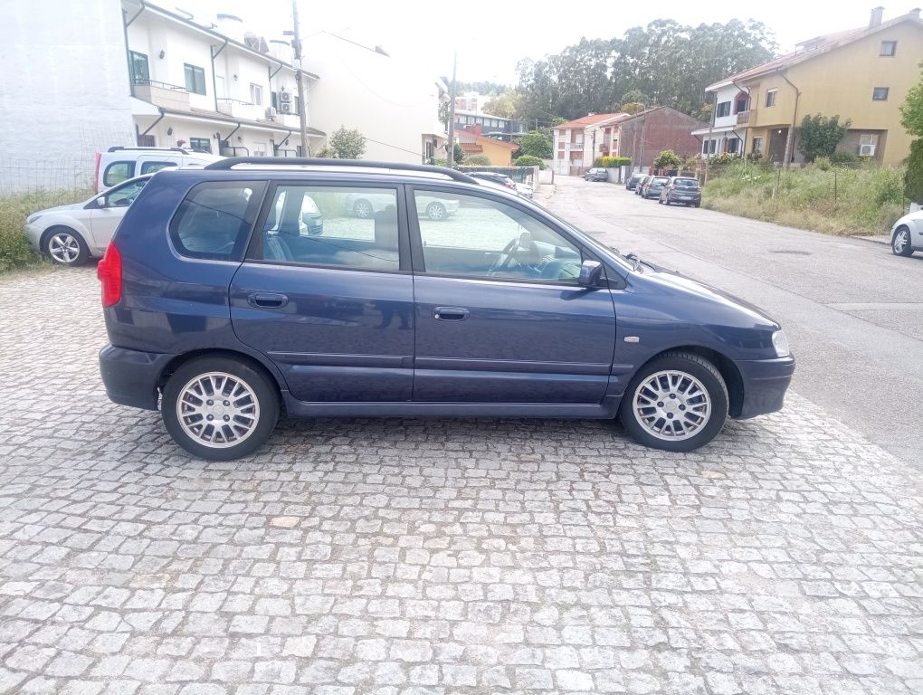 Mitsubishi space star 1.3 Ano 2002