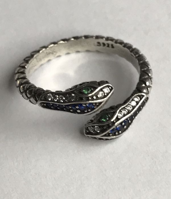 Pierscionek regulowany próba 925 polecam na 16-17 rozmiar