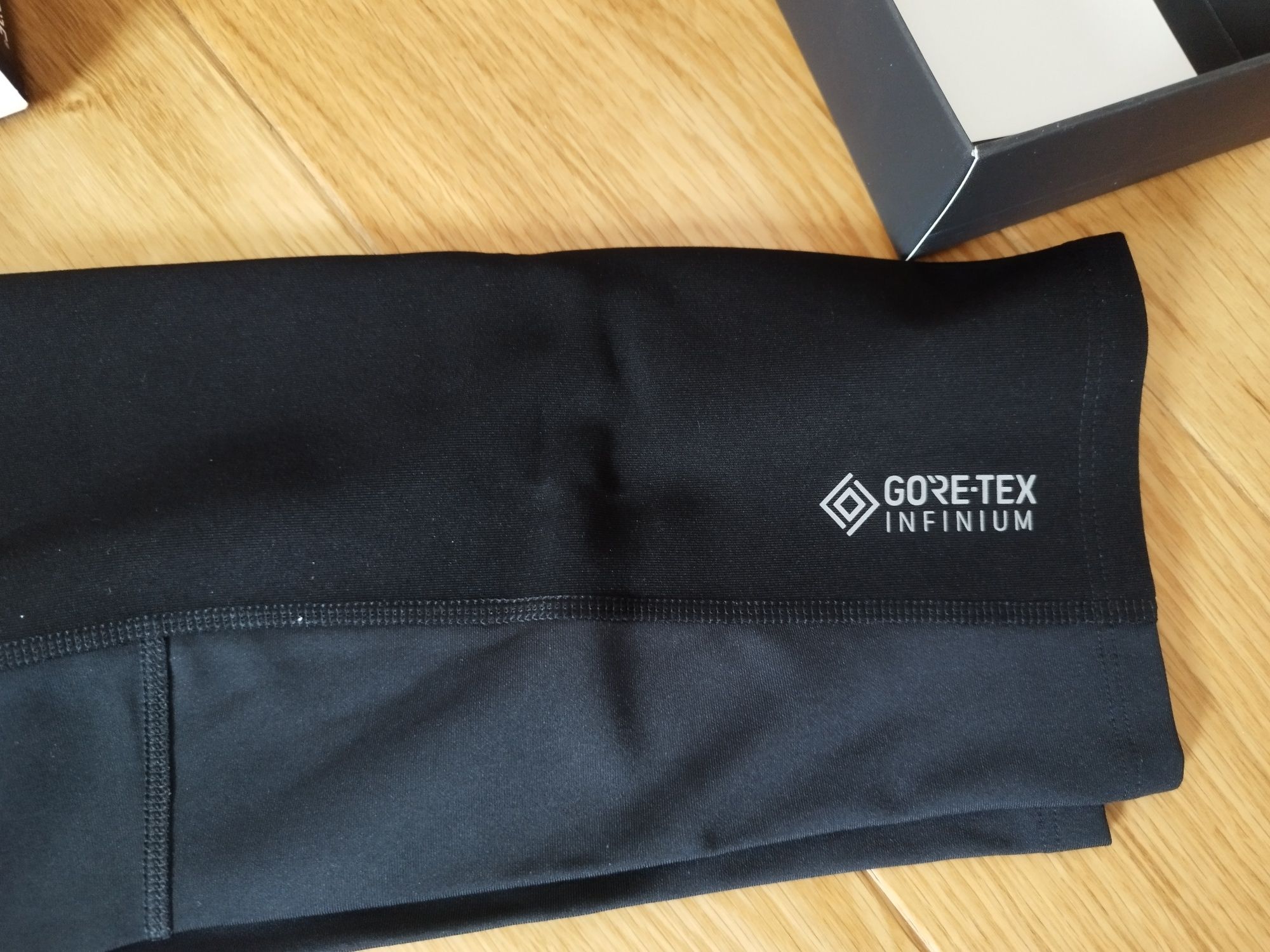 Nogawki kolarskie / Nakolanniki GORE, z Goretex, nowe, z metkami, na r