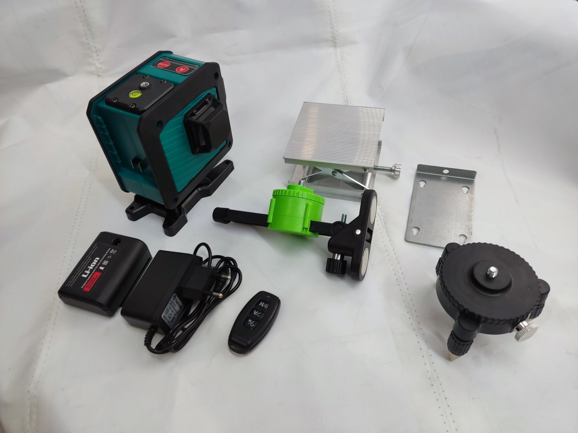 Poziomica laserowa 360° niwelator laserowy 3D 12 linii Zielona HIT