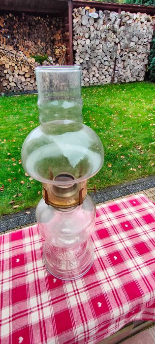Sprzedam starą lampę naftową w bardzo dobrym stanie