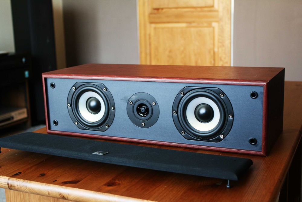 Duża kolumna centralna M Audio głośnik centralny do kino domowe