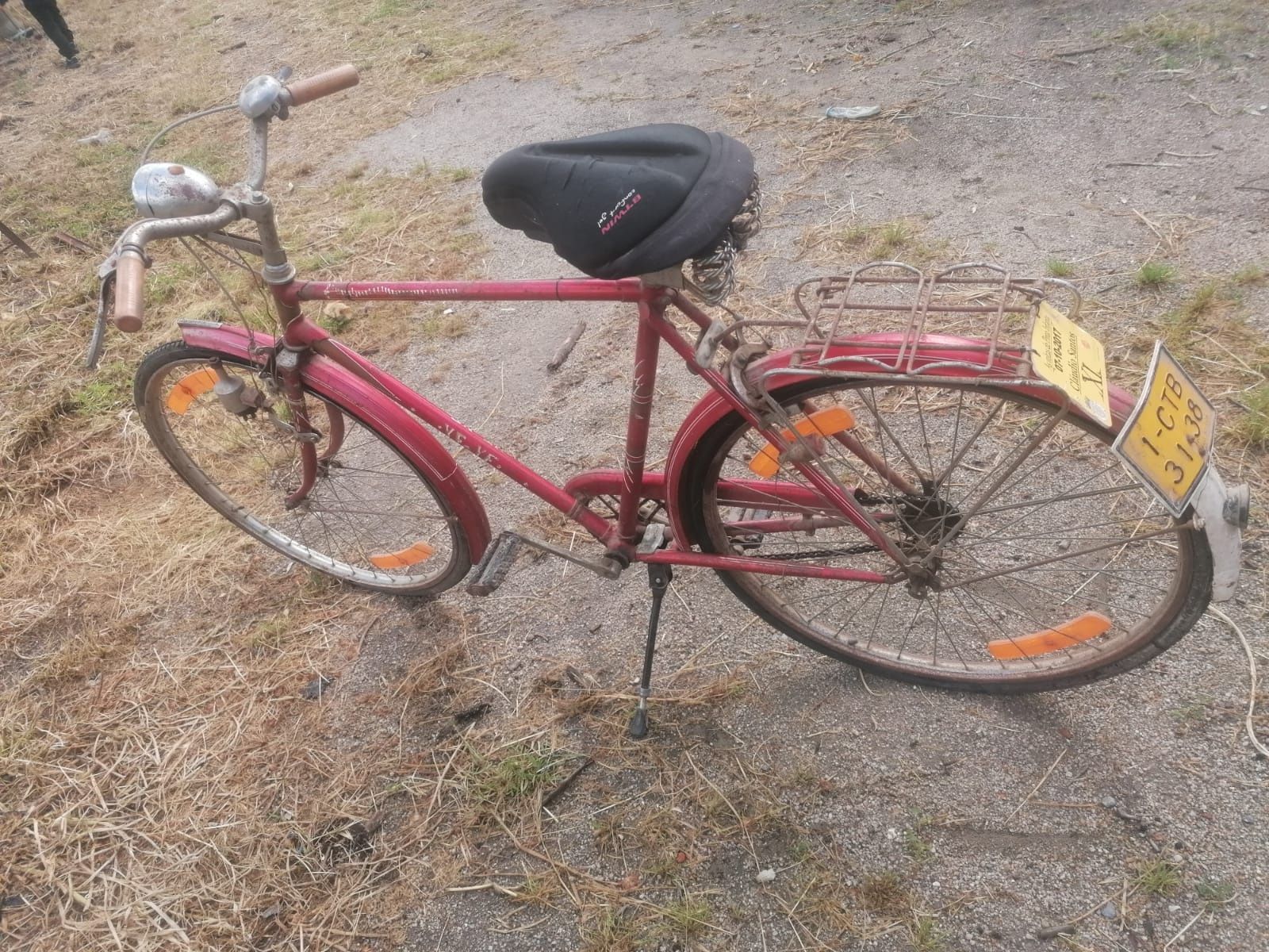 Bicicleta "Pasteleira"  Yé-Yé.
Matríc