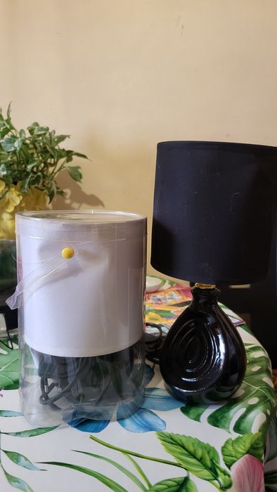 Lampki dekoracyjne z kloszem