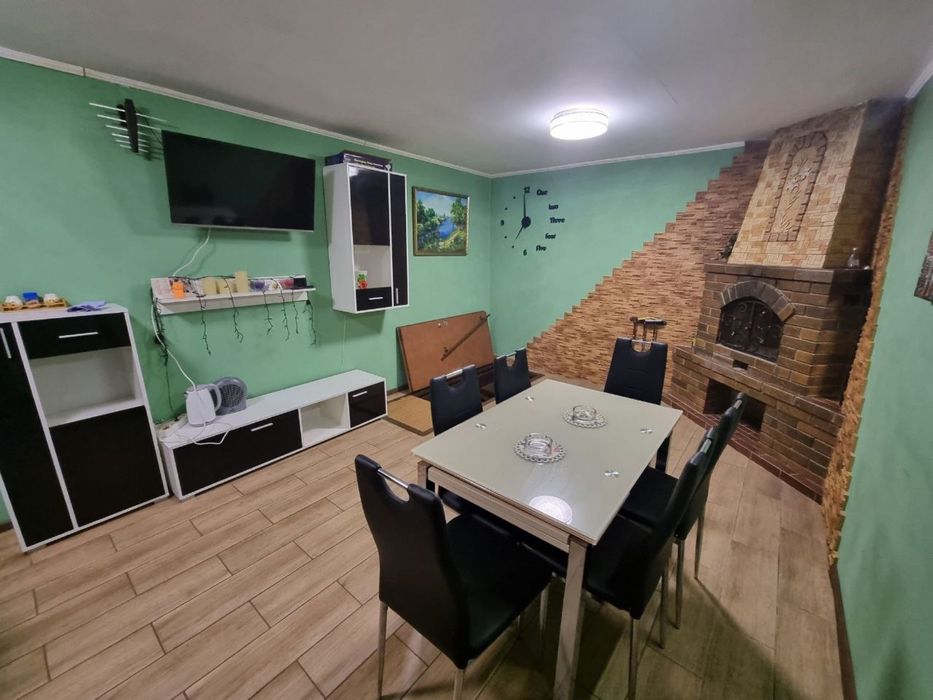 гараж в центрі міста, 3х поверховий