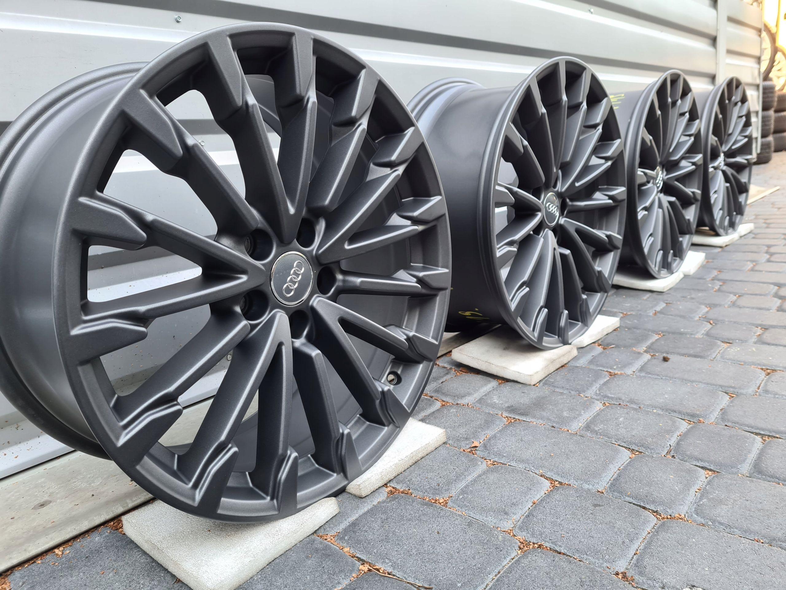 Oryginalne Felgi Audi 19 A4 A5 A6 A7 A8 Q3 Q5 Q7